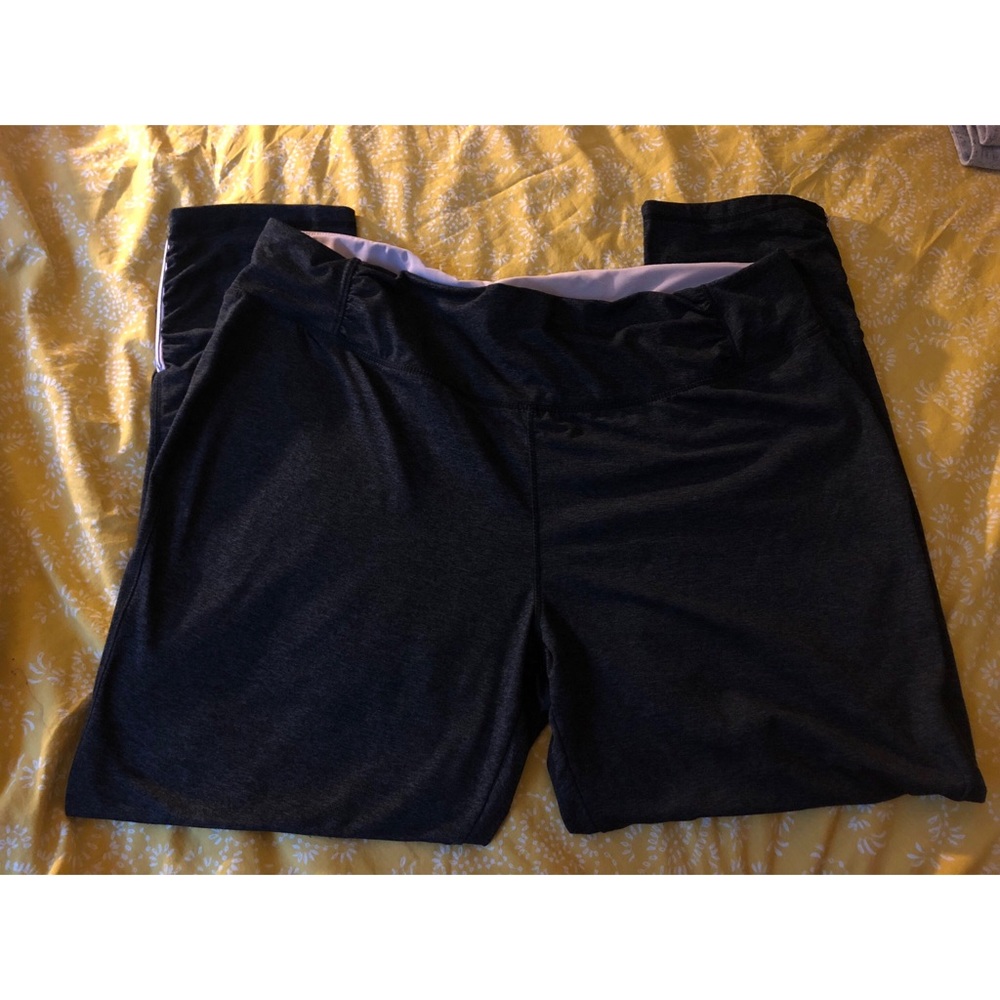 Avenue plus size workout leggings